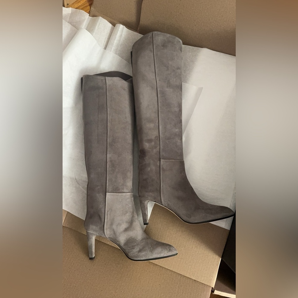 NIB THEORY Tube Knee-High Boot Suede Size 8/38 in color ELM